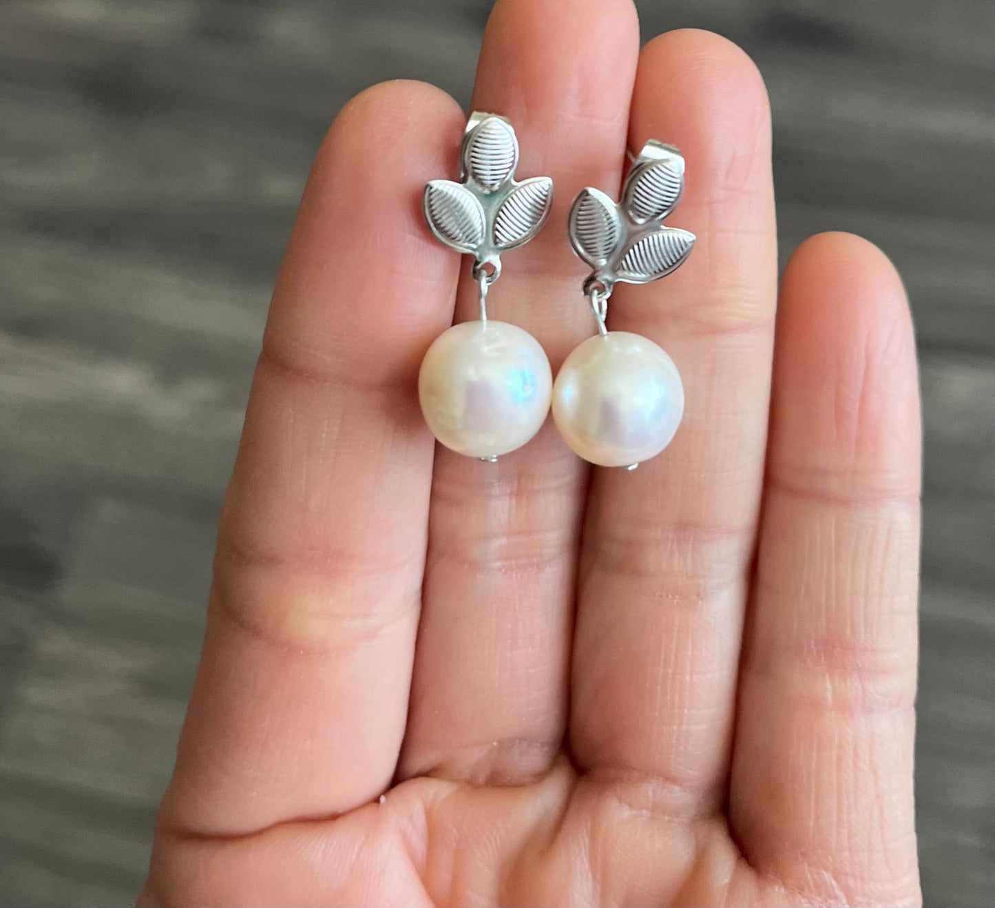 earrings  natural fresh water pearl
