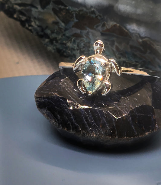 Aquamarine turtle shape Ring