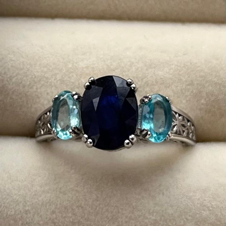 Blue Sapphire and Apatite Ring